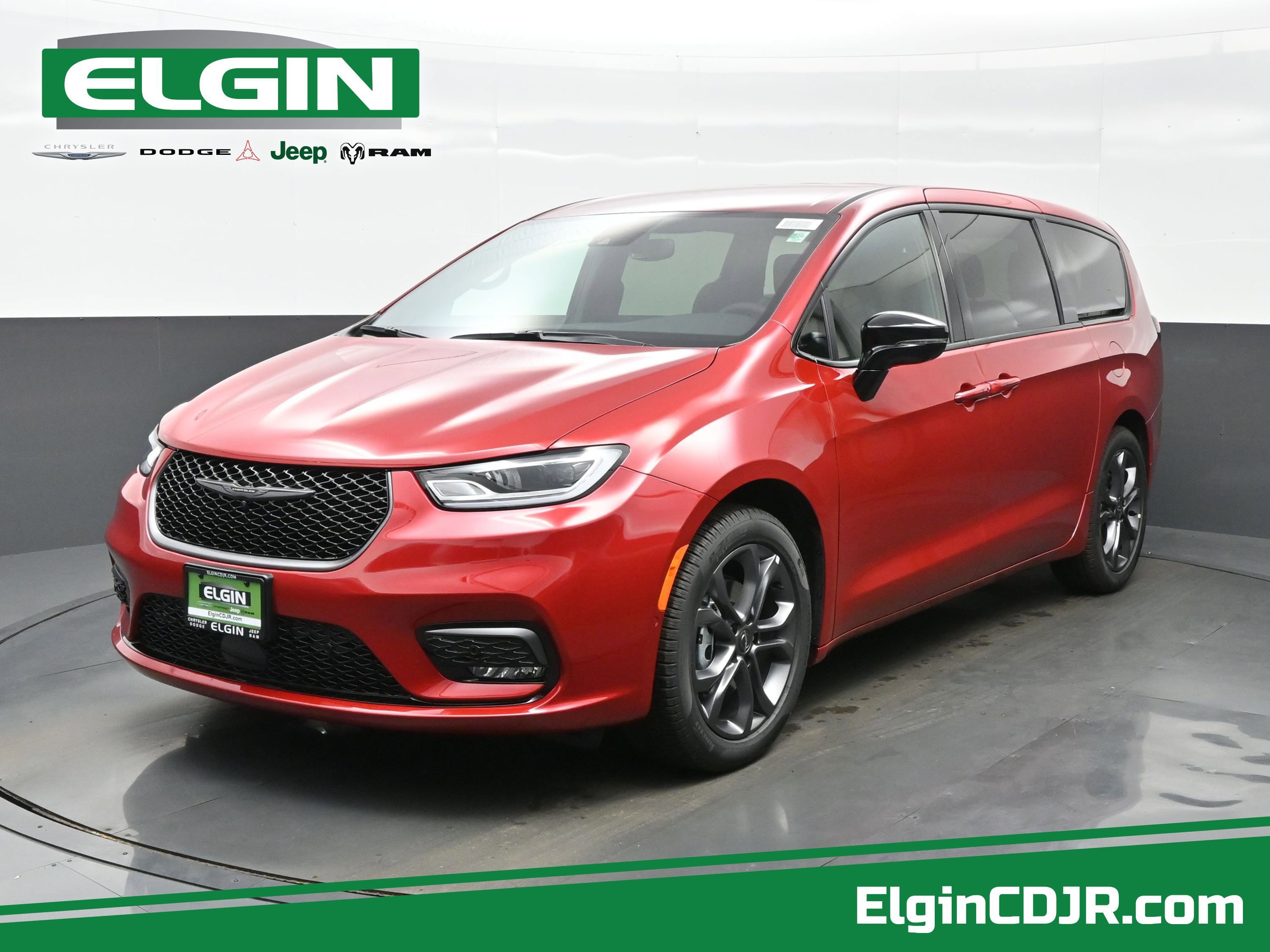 New 2026 Chrysler Pacifica Select image 1