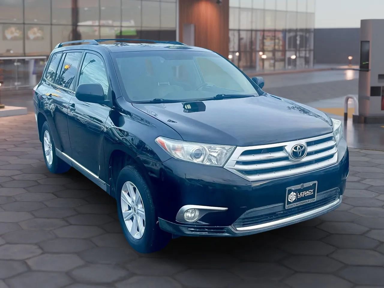 Used 2012 Toyota Highlander SE image 22