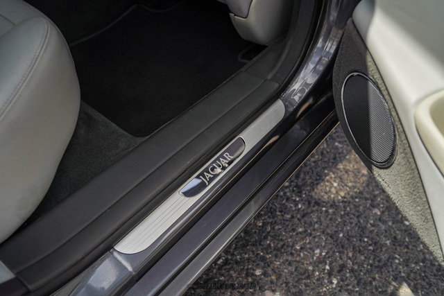 Used 2006 Jaguar XJ8 RWD image 59