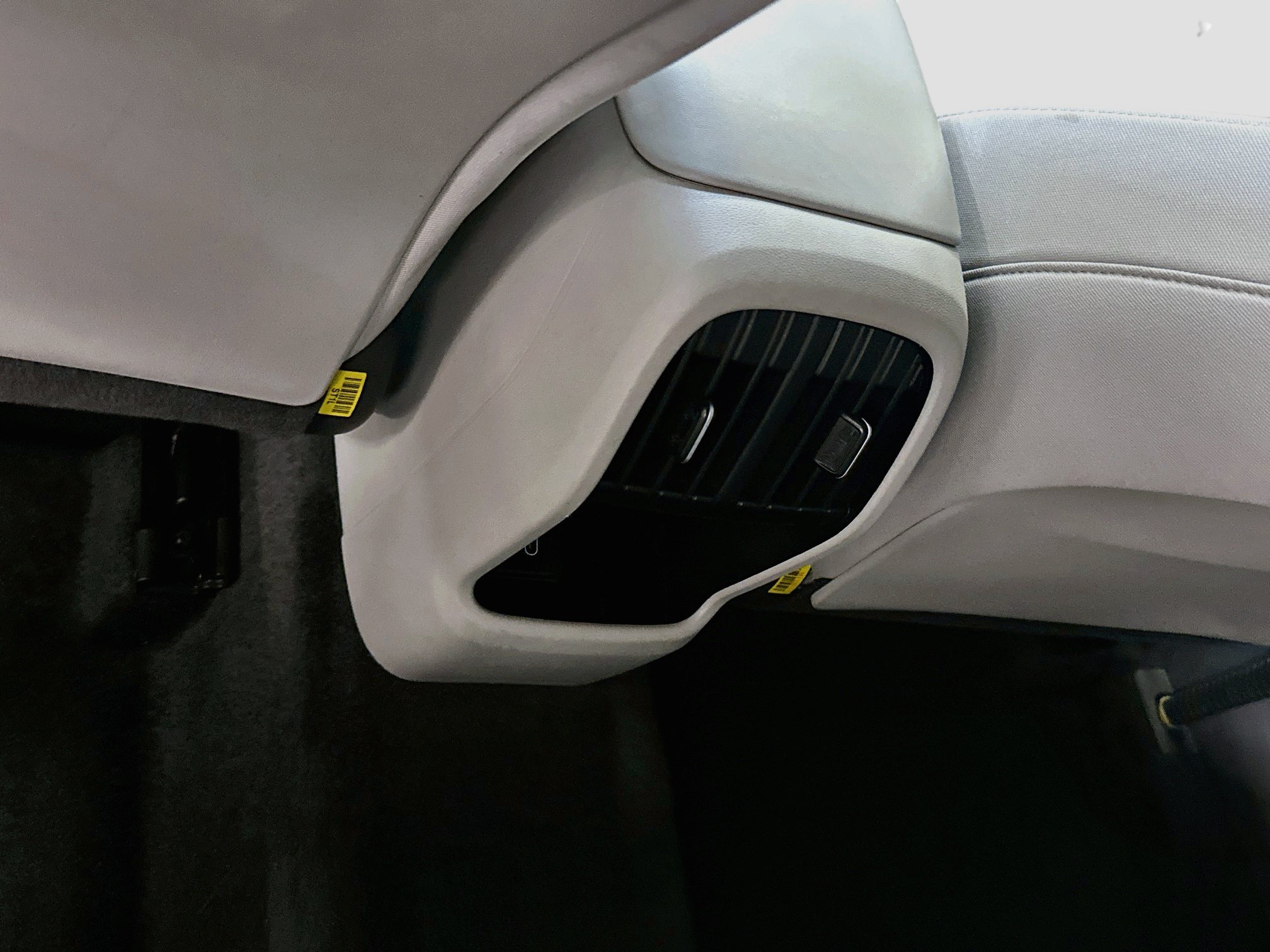 Used 2025 Hyundai Kona SEL AWD/4WD image 28