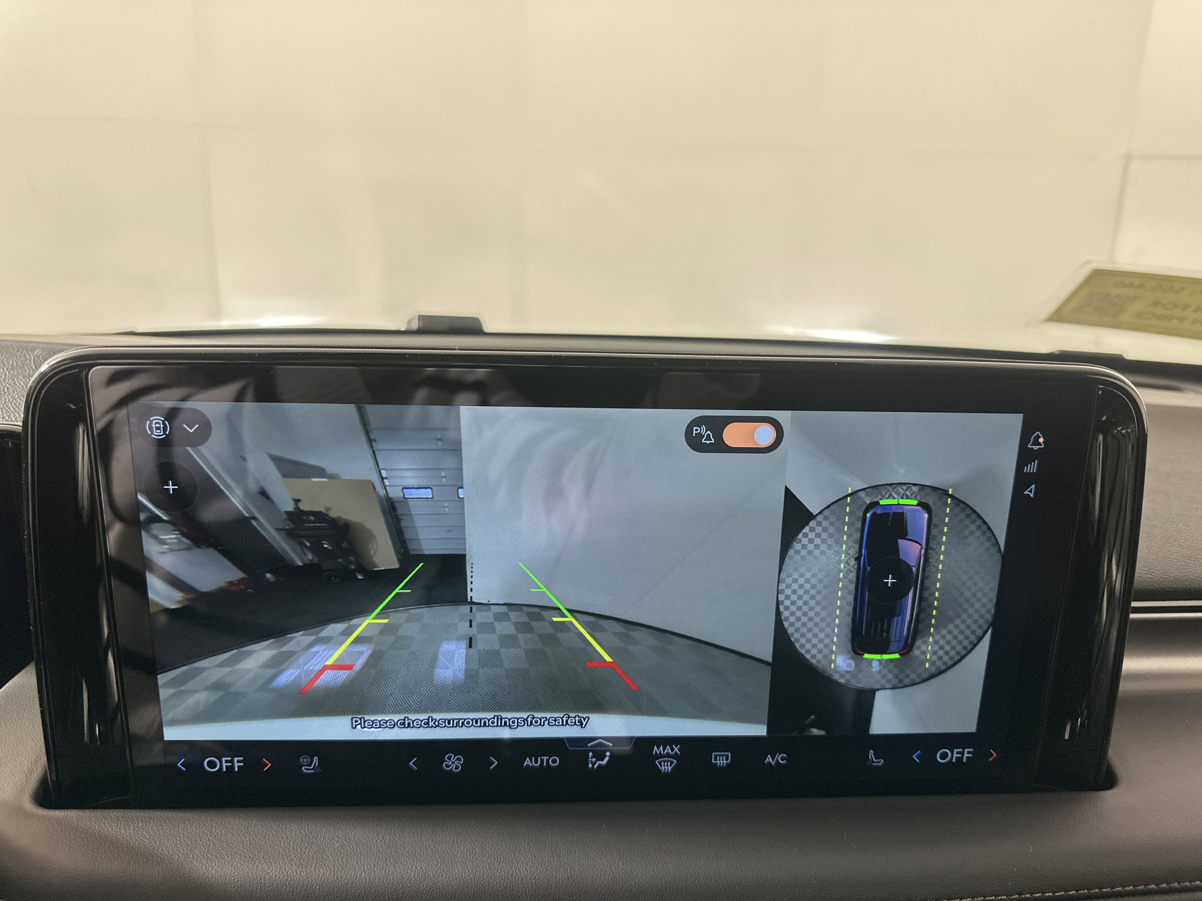 New 2025 Lincoln Aviator AWD image 18
