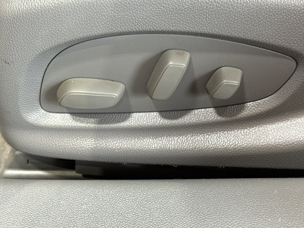 Used 2017 Chevrolet Impala LS FWD image 14