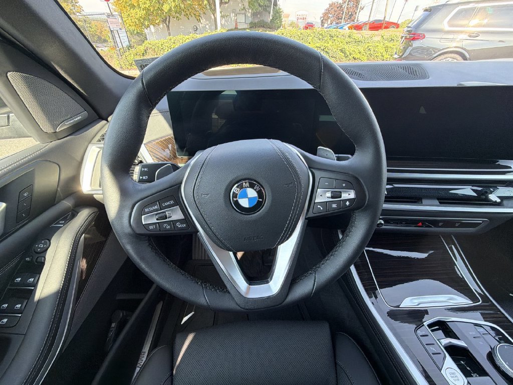 Used 2024 BMW X5 xDrive40i w/ Premium Package AWD/4WD image 23