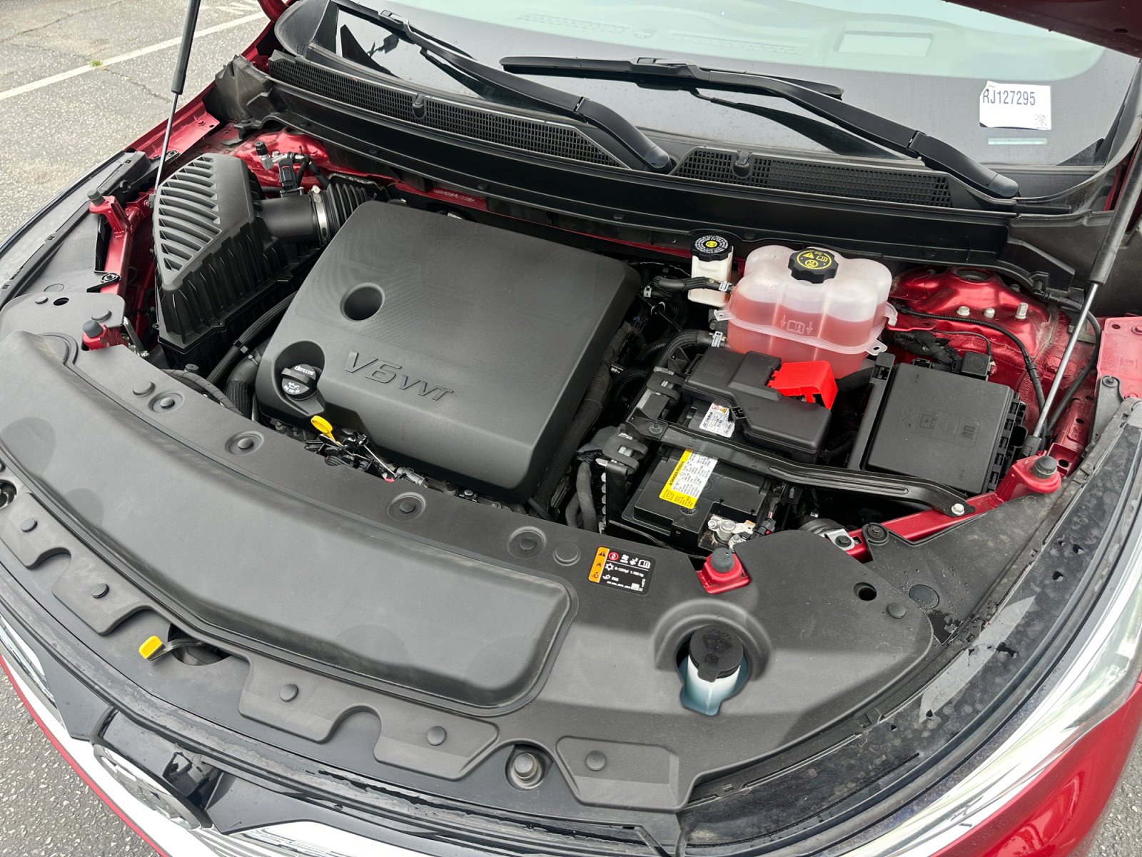 Used 2024 Buick Enclave Premium image 30