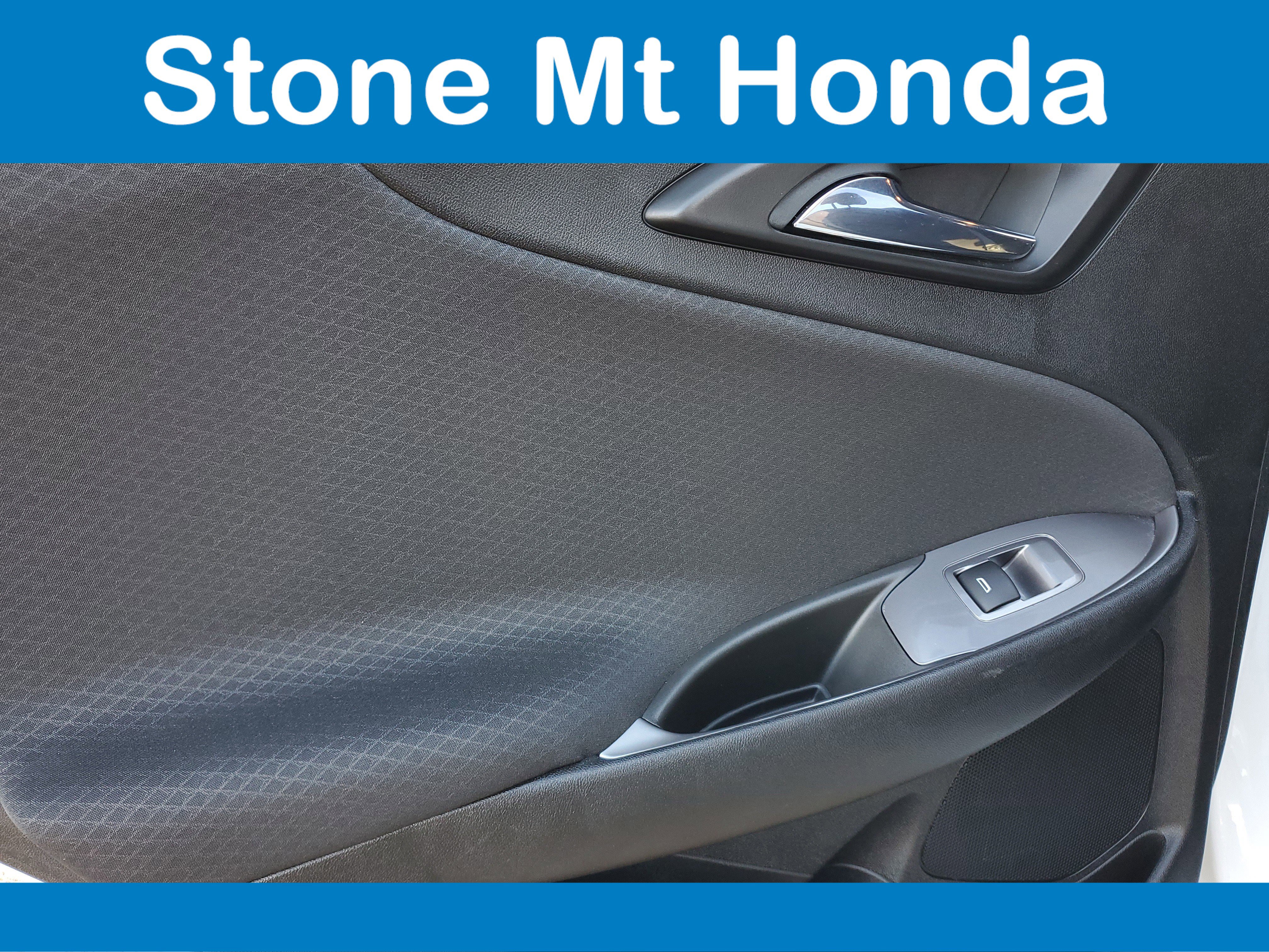 Used 2023 Chevrolet Malibu LS image 11