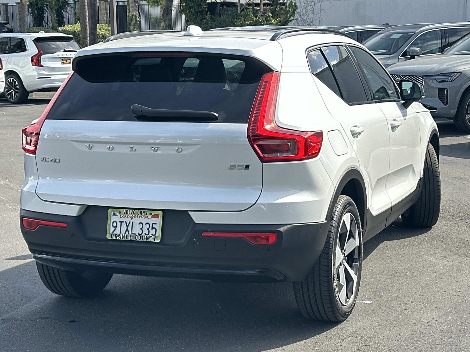 Certified 2026 Volvo XC40 B5 Plus w/ Protection Package Premier image 4