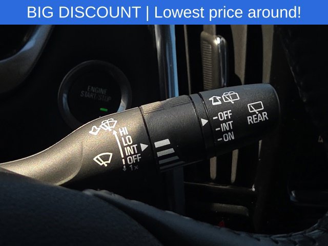 Used 2020 Chevrolet Traverse RS w/ LPO, Floor Liner Package FWD image 43