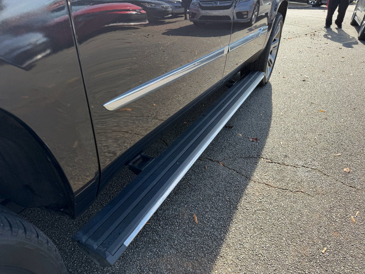 Used 2016 Cadillac Escalade ESV Premium image 37