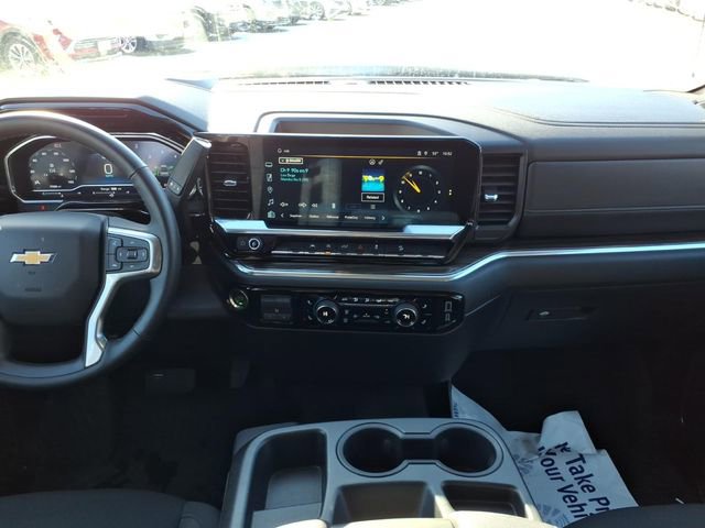 Used 2024 Chevrolet Silverado 1500 LT image 13