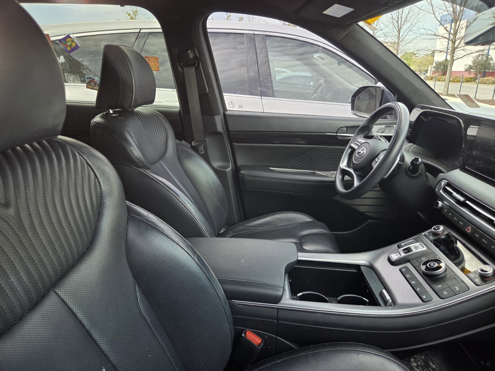 Used 2024 Hyundai Palisade Calligraphy image 8