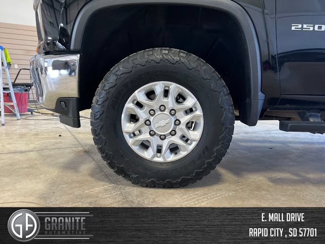 Used 2020 Chevrolet Silverado 2500 LT w/ All Star Edition AWD/4WD image 26