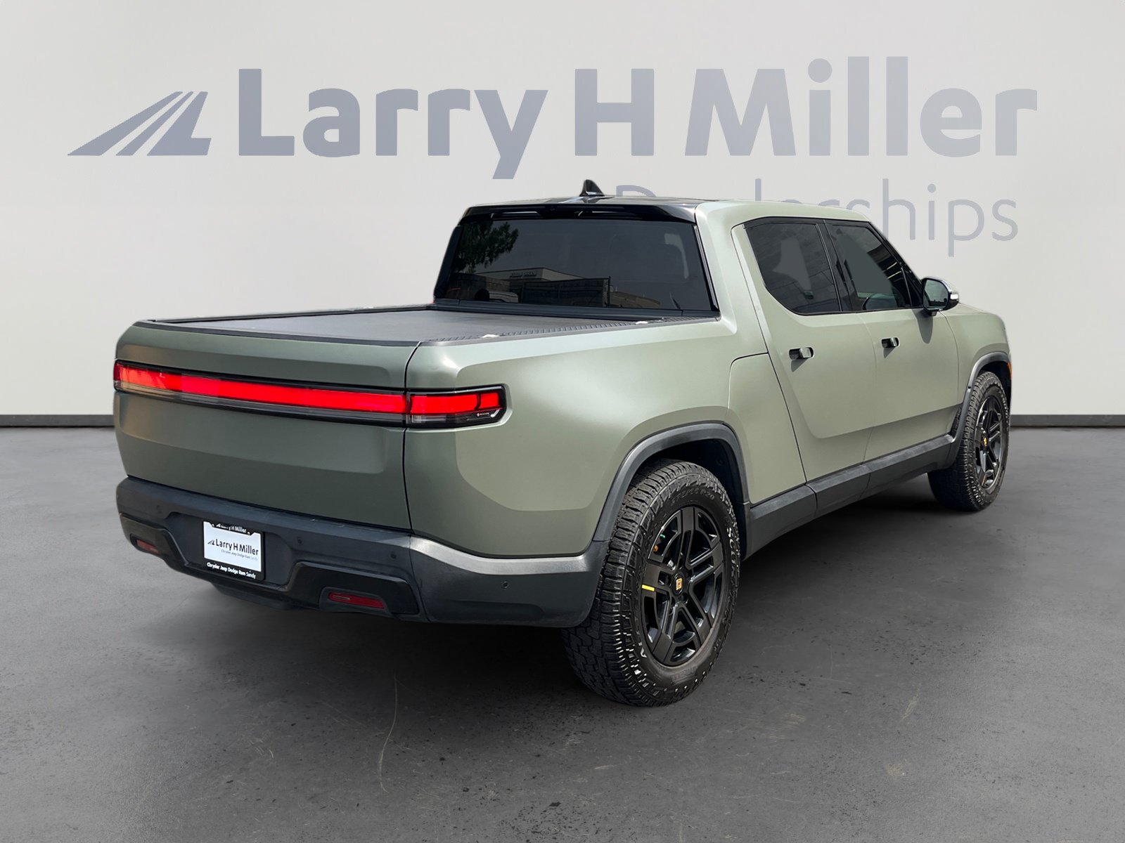 Used 2022 Rivian R1T Launch Edition AWD/4WD image 5