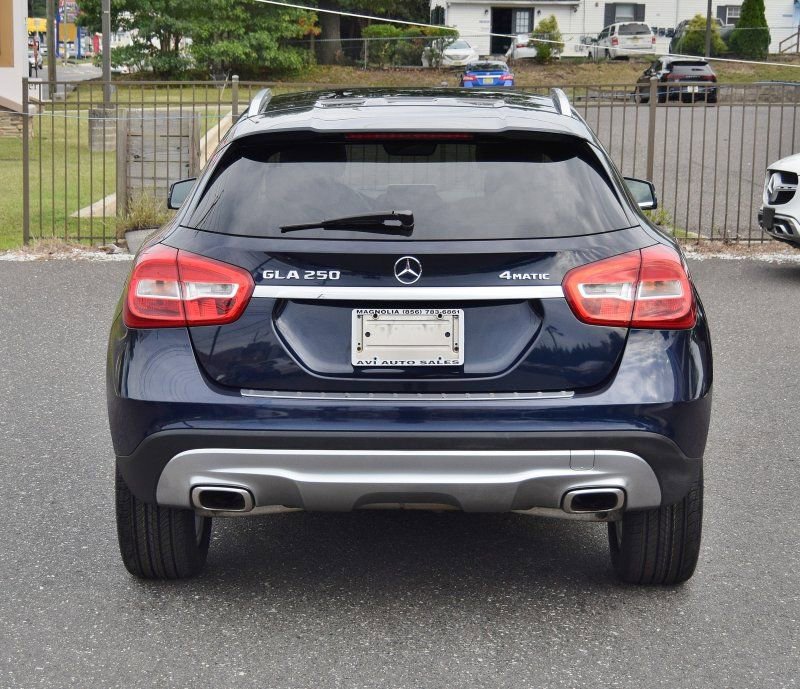 Used 2017 Mercedes-Benz GLA 250 4MATIC image 10