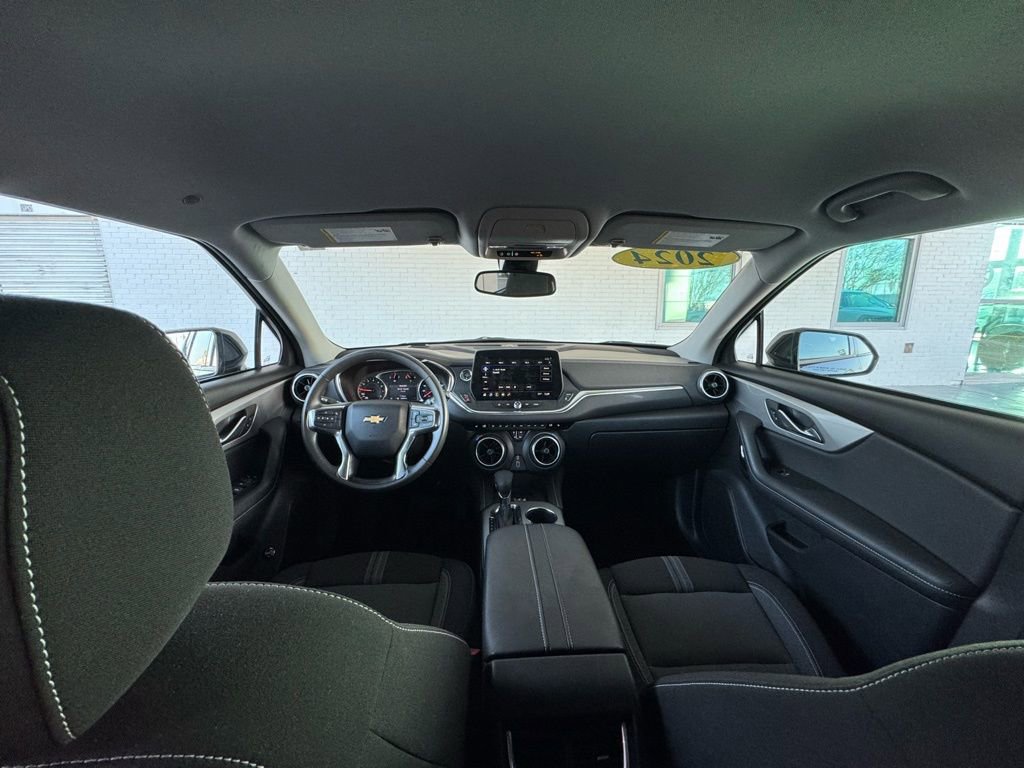 Used 2024 Chevrolet Blazer LT w/ Convenience Package image 27