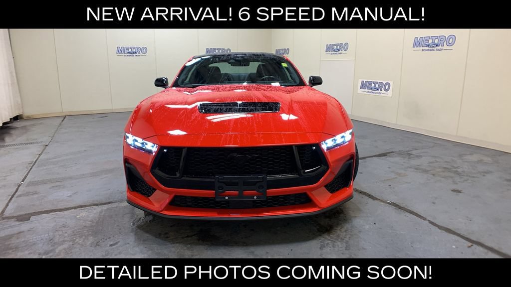 Used 2025 Ford Mustang GT RWD image 8