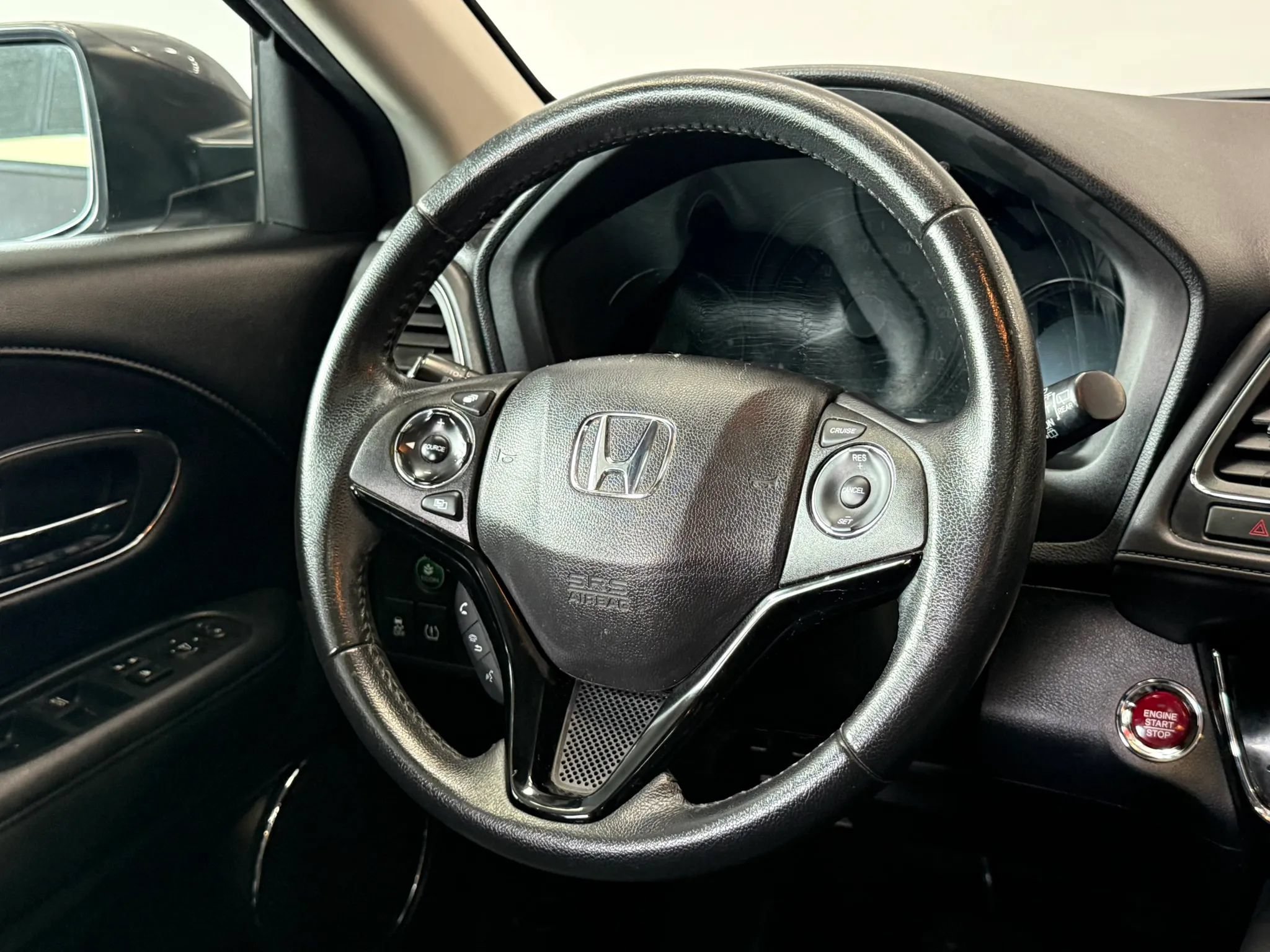 Used 2016 Honda HR-V EX-L image 42