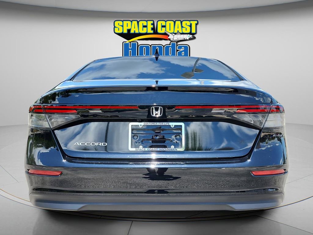 Used 2024 Honda Accord LX image 9