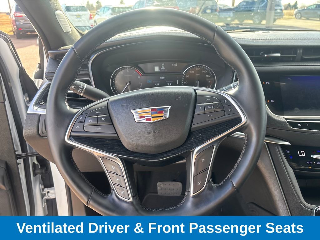 Used 2025 Cadillac XT5 Premium Luxury image 15