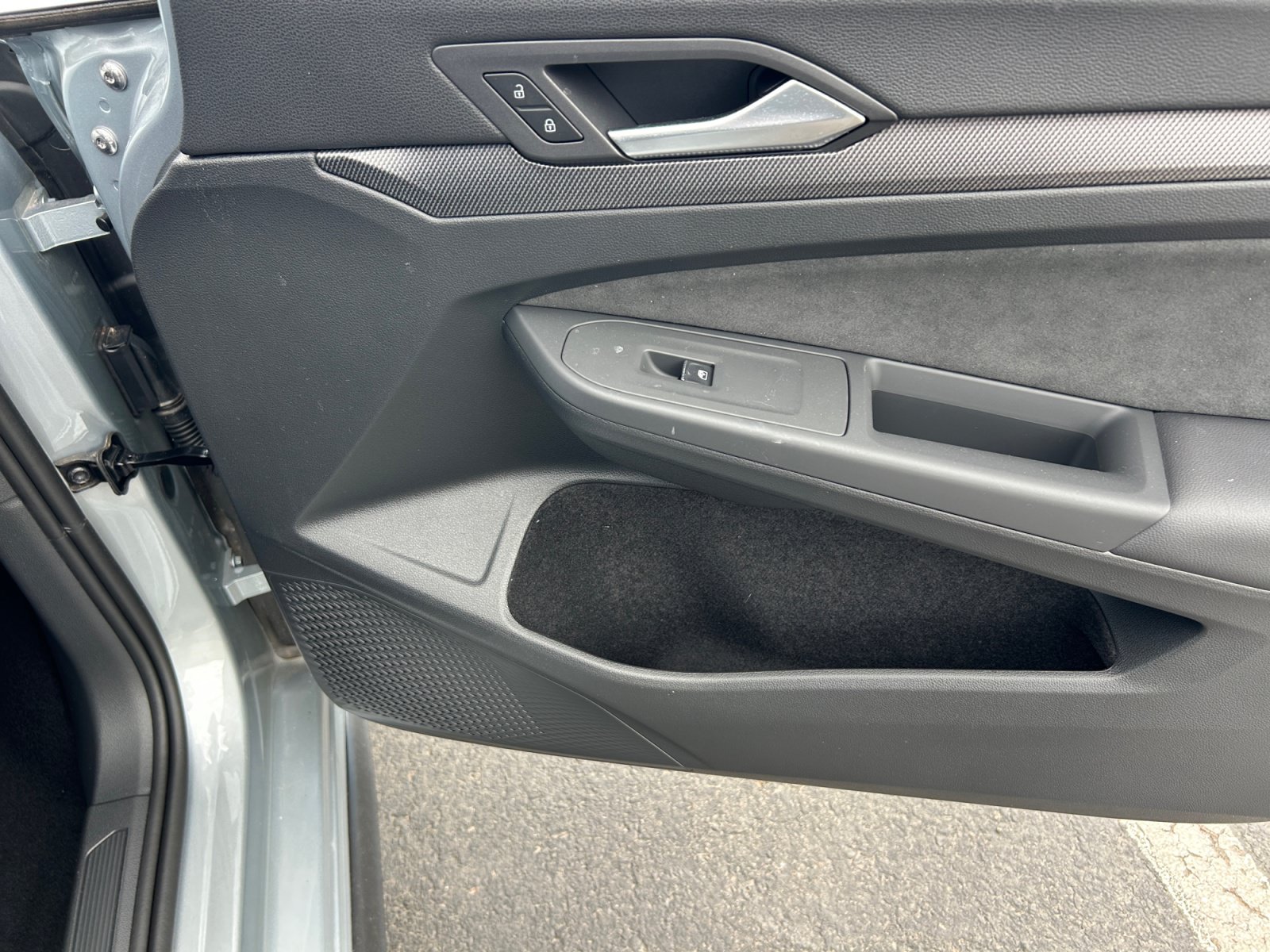 New 2026 Volkswagen Golf S FWD image 16