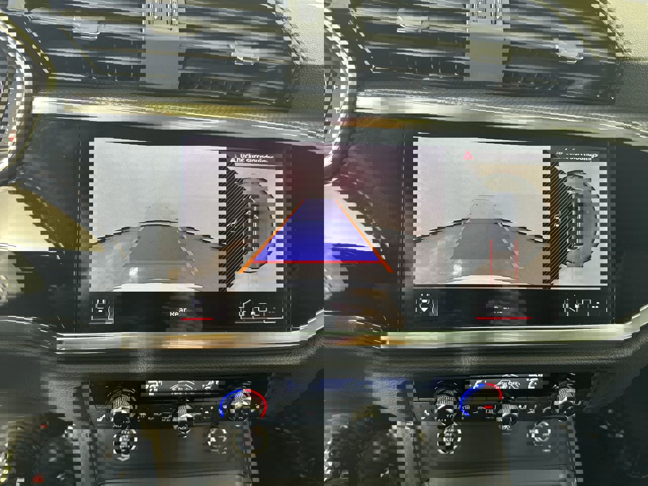 Used 2025 Audi Q3 2.0T Premium Plus w/ Premium Plus Package image 12