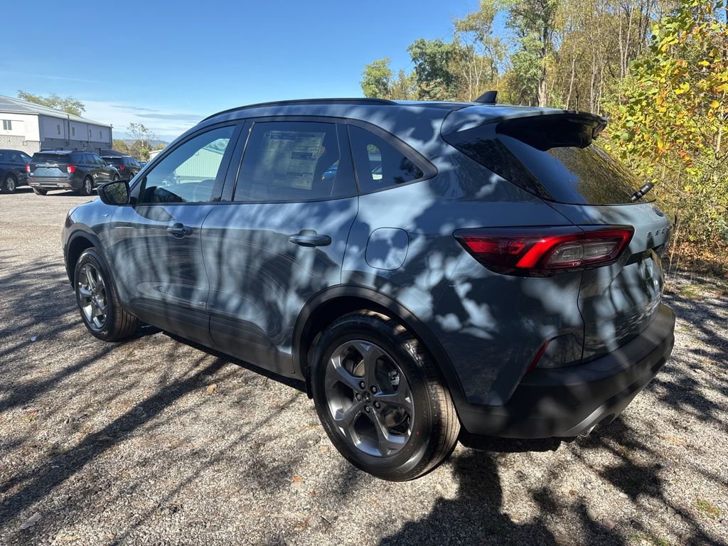 New 2026 Ford Escape ST-Line w/ Tech Pack #1 image 8