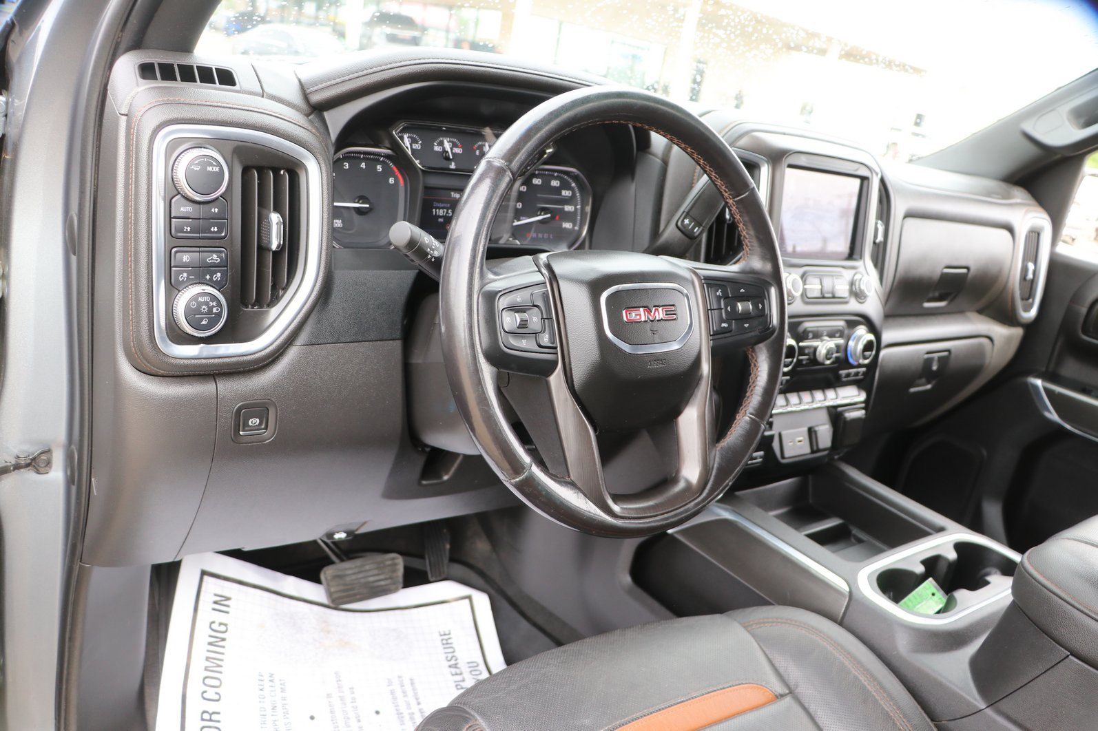 Used 2022 GMC Sierra 1500 AT4 AWD/4WD image 15
