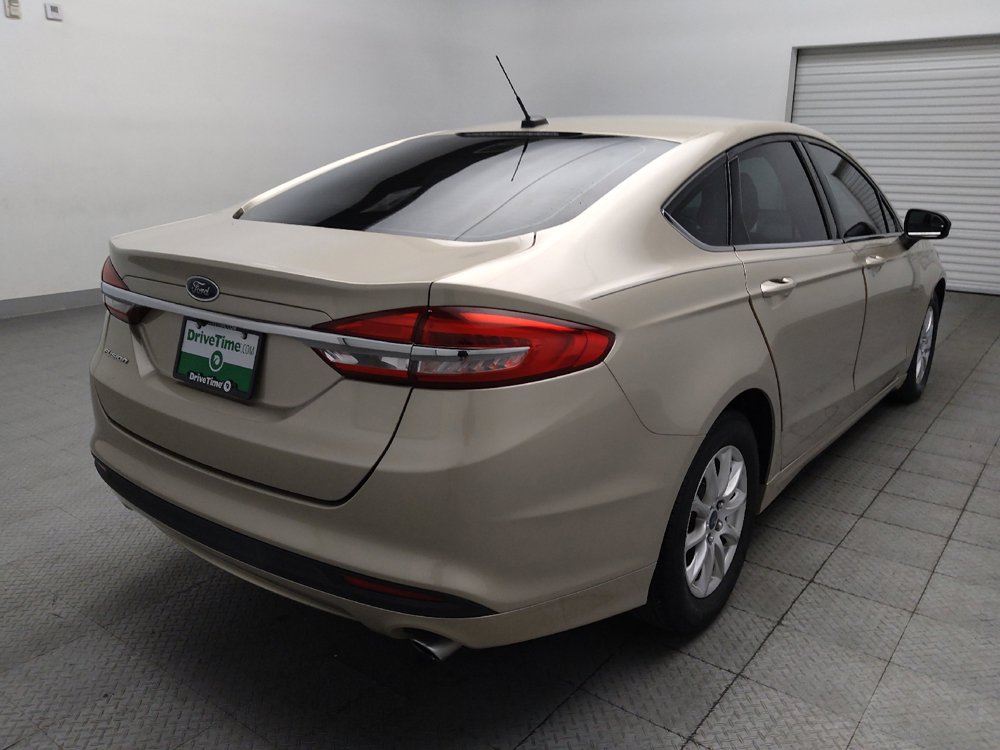 Used 2018 Ford Fusion S FWD image 9