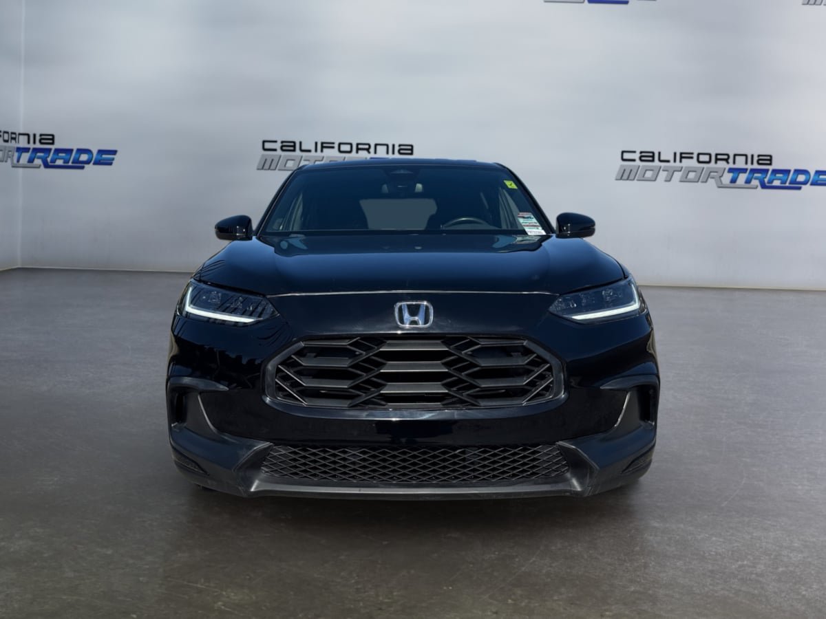 Used 2023 Honda HR-V Sport image 2