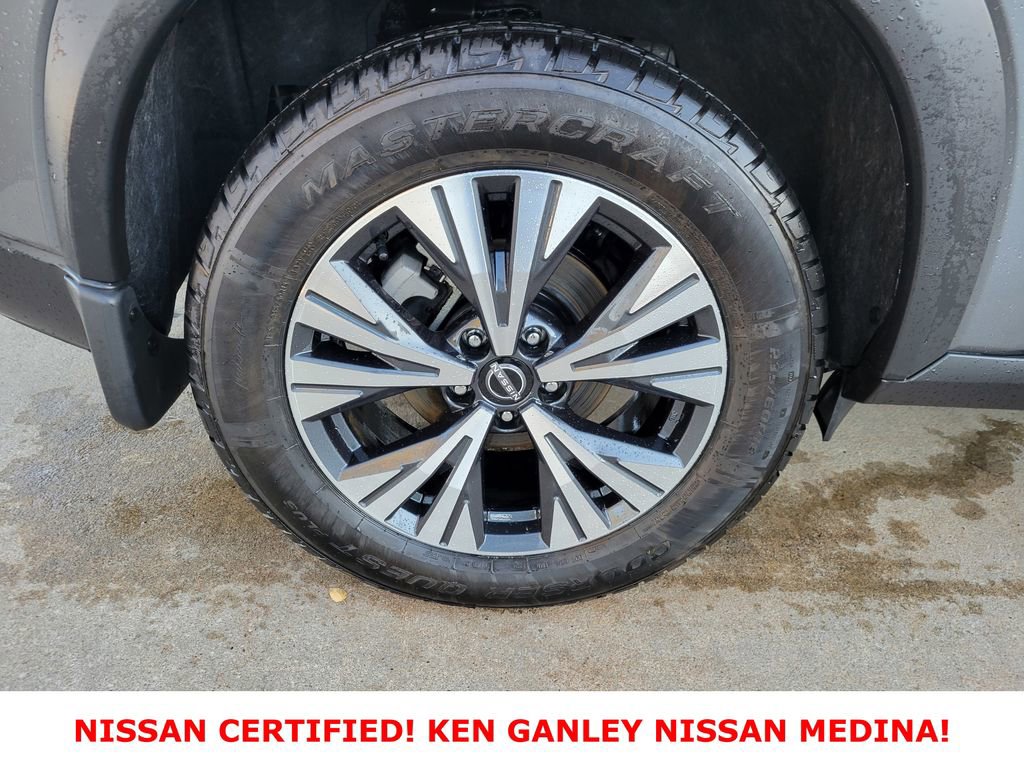 Certified 2023 Nissan Rogue SV image 21