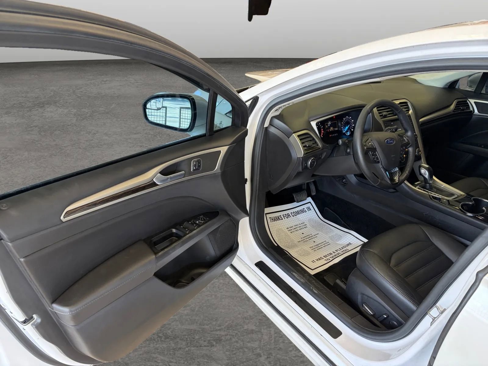 Used 2016 Ford Fusion SE w/ Equipment Group 202A image 44