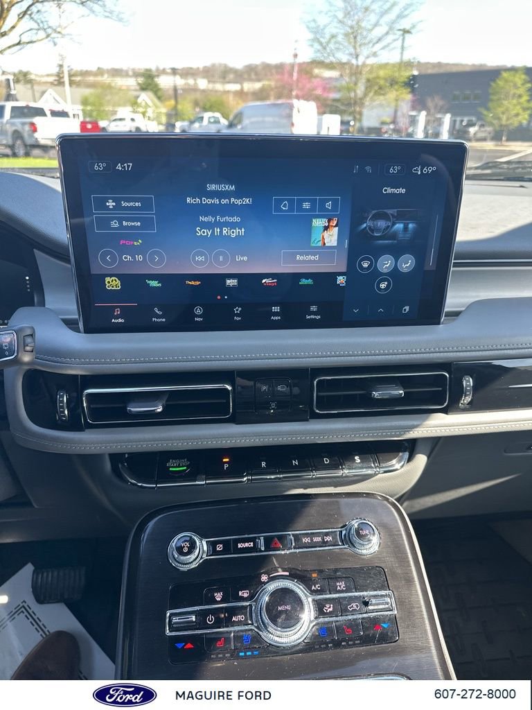 Used 2022 Lincoln Nautilus Reserve image 16