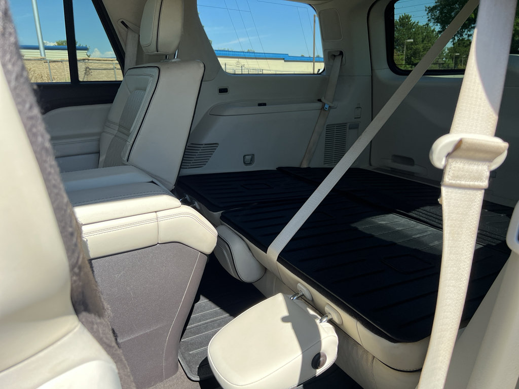 Used 2019 Lincoln Navigator Black Label AWD/4WD image 11