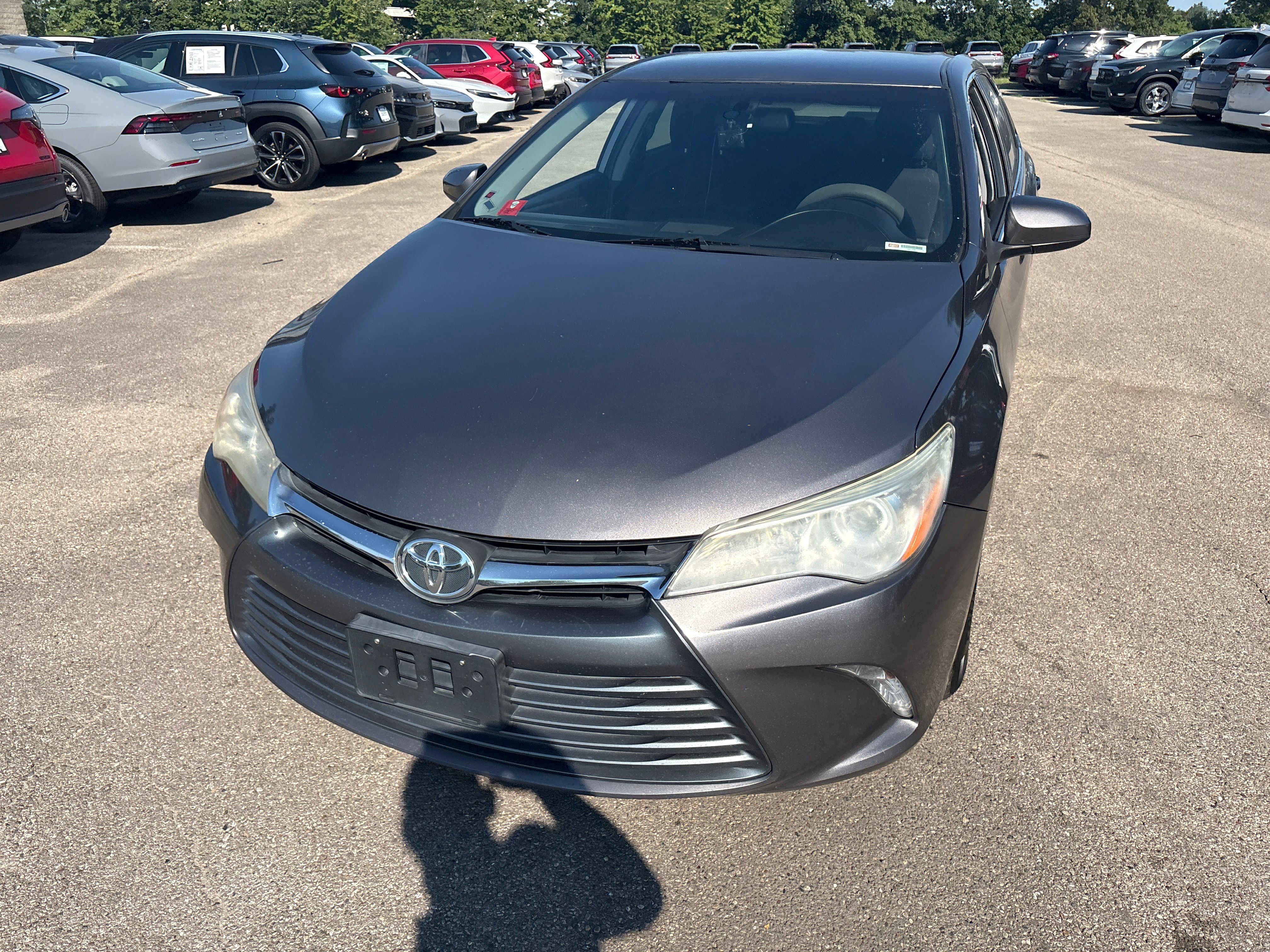 Used 2015 Toyota Camry LE FWD image 11