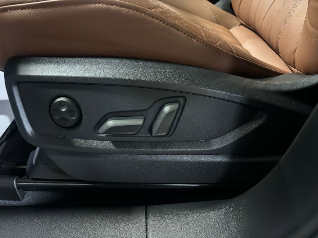 Used 2025 Audi Q5 2.0T Premium Plus image 5