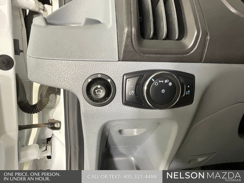 Used 2019 Ford Transit 350 XLT image 34