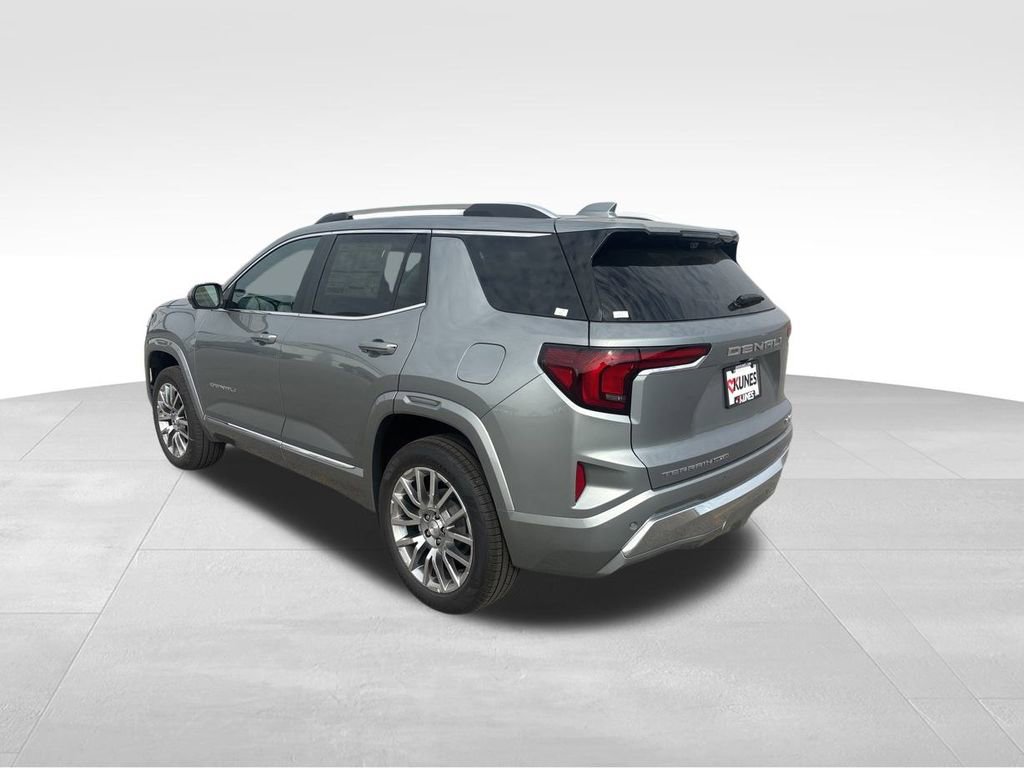 New 2026 GMC Terrain Denali w/ LPO, Floor Liner Package image 8