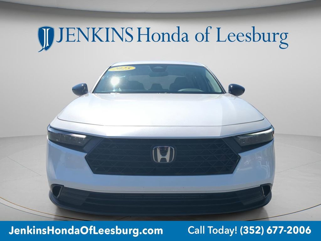 Used 2025 Honda Accord SE image 9