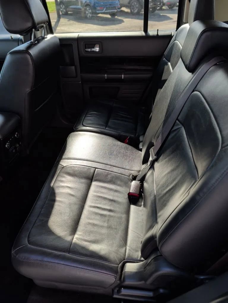 Used 2017 Ford Flex SEL w/ Equipment Group 202A image 26