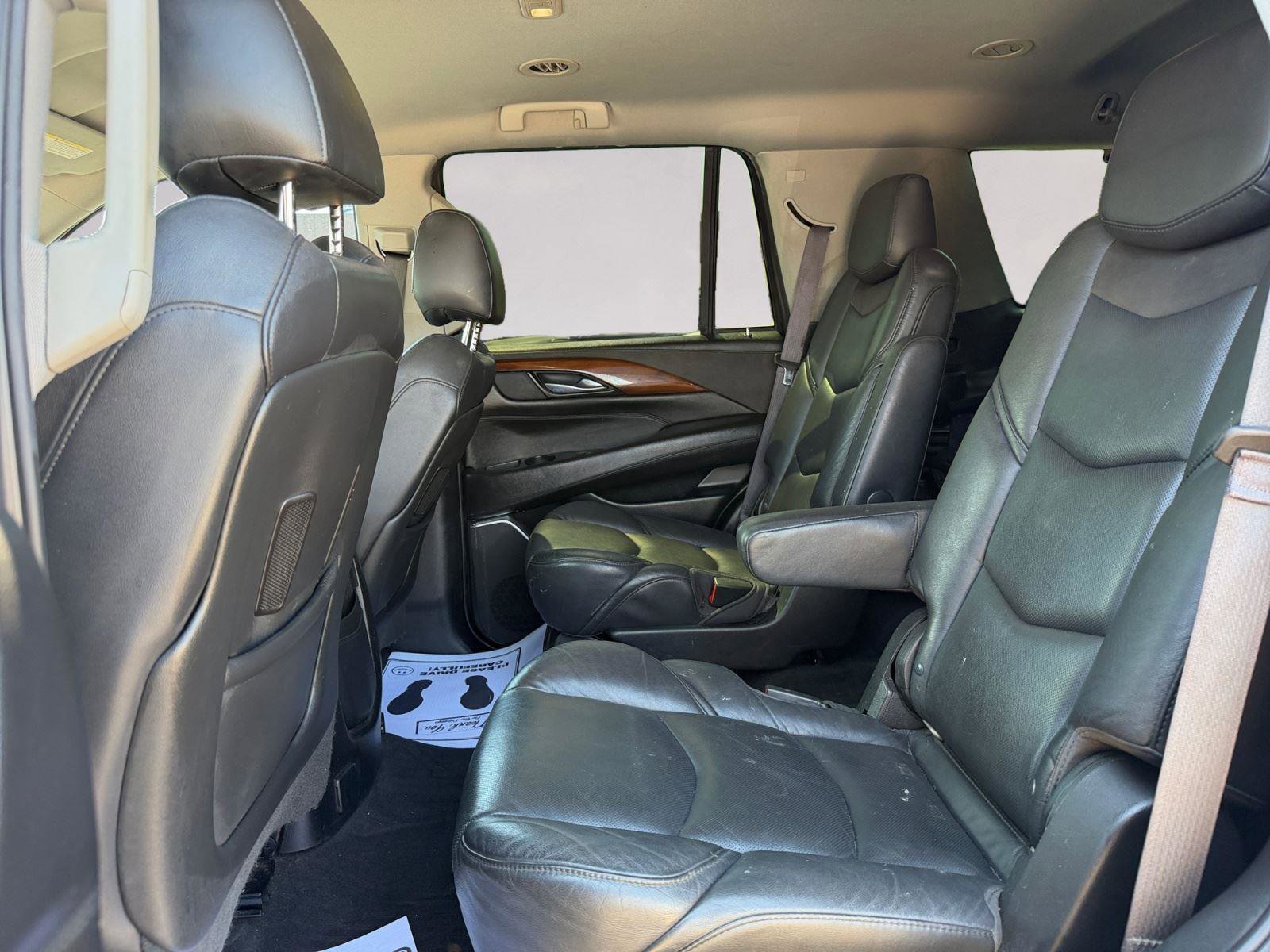 Used 2017 Cadillac Escalade 2WD image 13