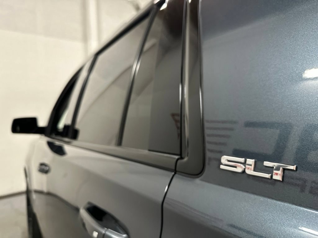 Used 2019 GMC Yukon SLT w/ Graphite Performance Edition RWD image 22