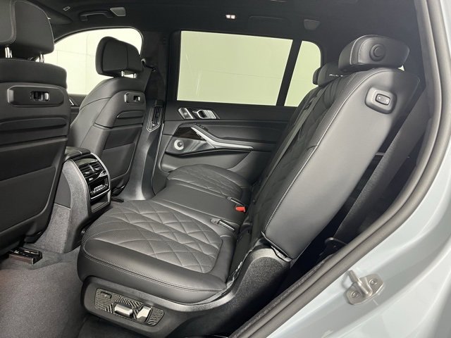 New 2026 BMW X7 xDrive40i w/ Executive Package image 19