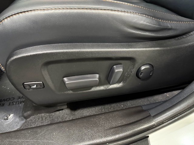 Used 2019 Toyota Highlander XLE image 26