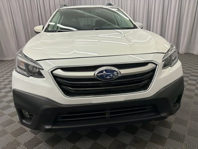 Used 2022 Subaru Outback Premium AWD/4WD image 2