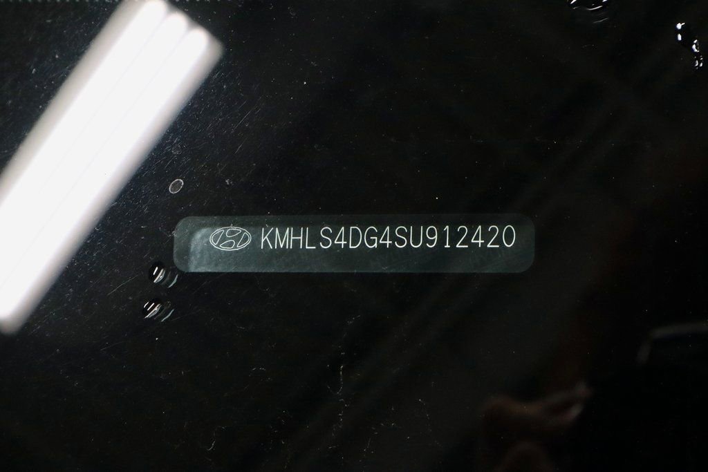 Certified 2025 Hyundai Elantra SEL image 37