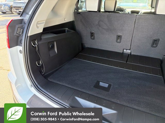 Used 2017 GMC Terrain SLT w/ Open Road Package AWD/4WD image 30