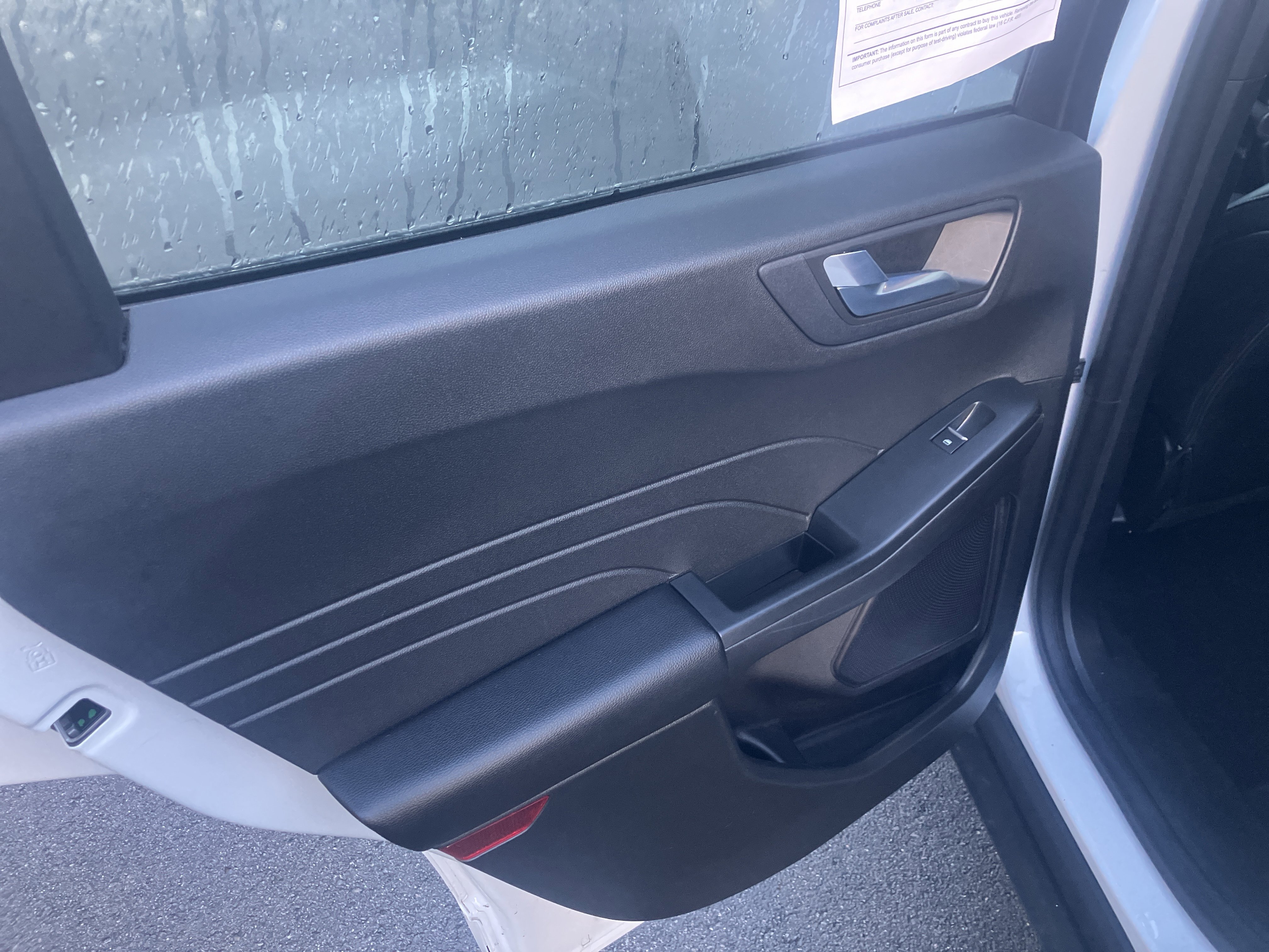 Used 2023 Ford Escape ST-Line image 14