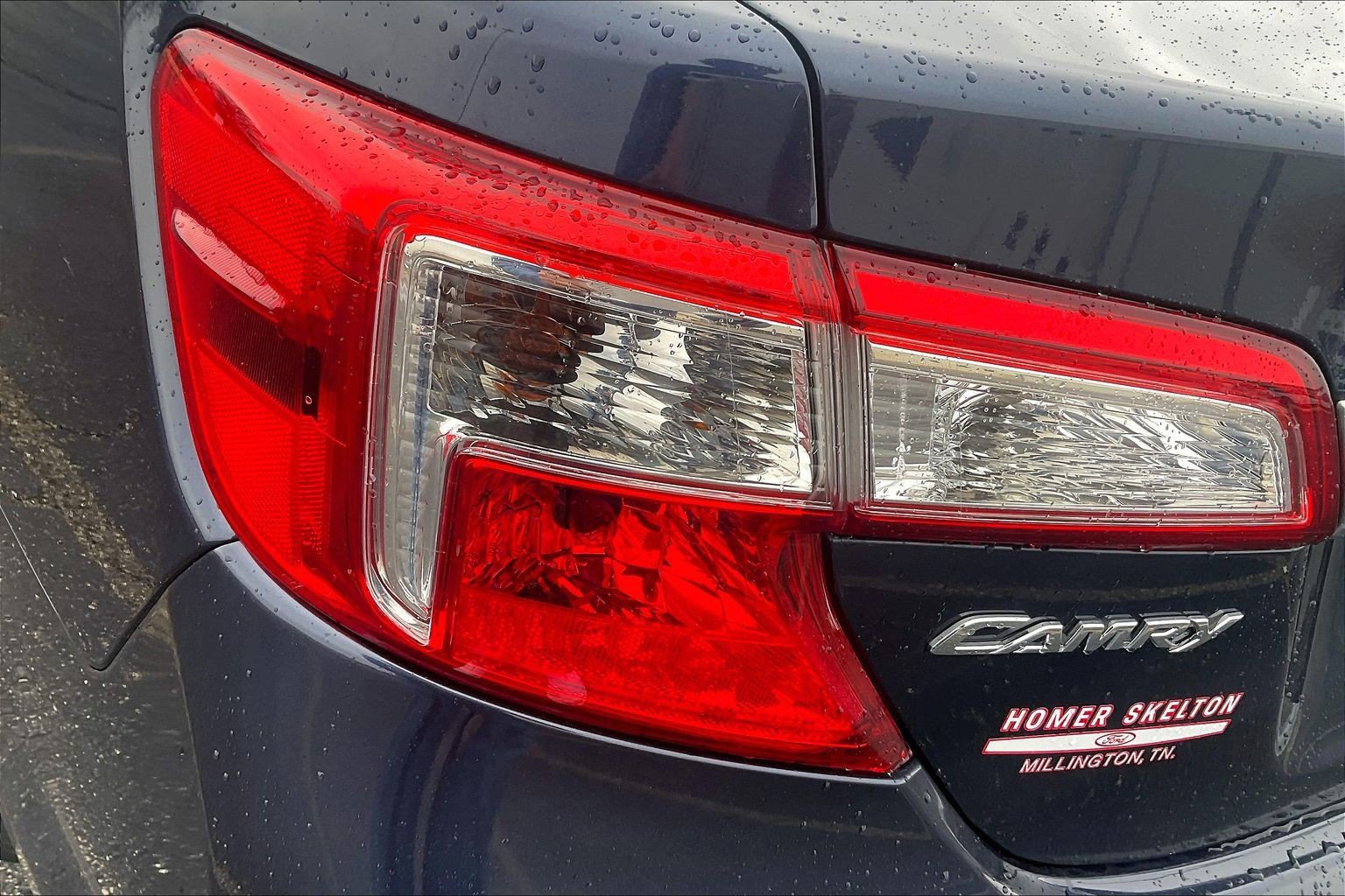 Used 2014 Toyota Camry XLE w/ Leather Package image 25