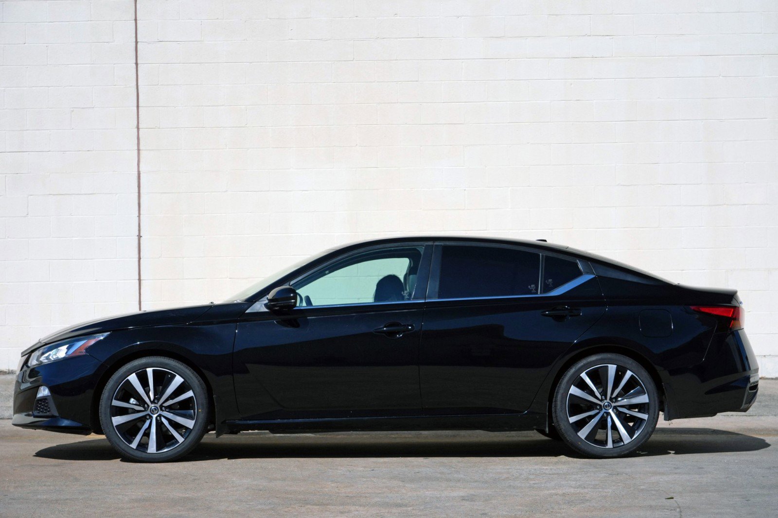 Used 2021 Nissan Altima 2.5 SR w/ SR Premium Package FWD image 8
