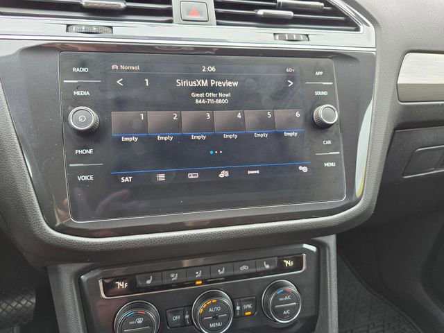 Used 2019 Volkswagen Tiguan SE image 54