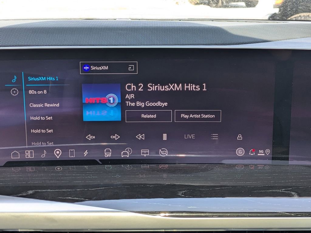 New 2025 Cadillac Escalade IQ Sport 1 w/ LPO, ONYX Package image 17